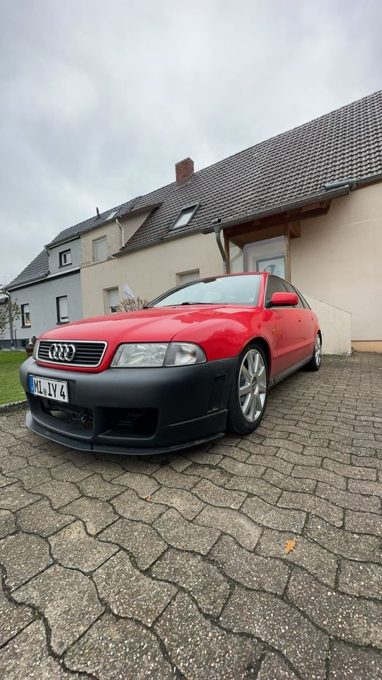 Audi A4 B5 2,8 in Hille