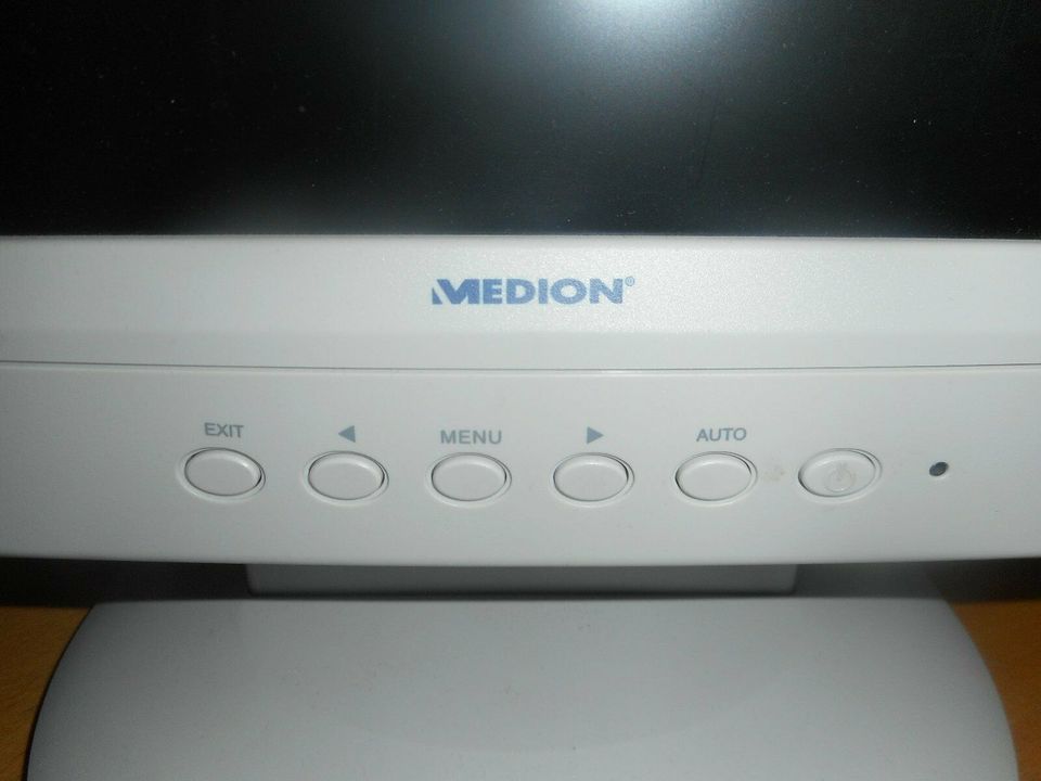 Monitor Medion EZ 17F in Hemau