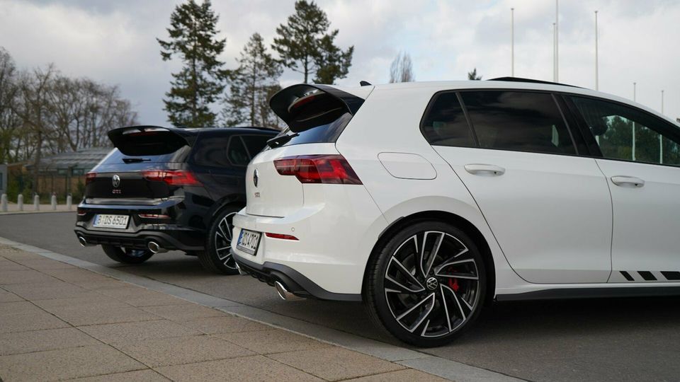 VW Golf 8 GTI Clubsport Autovermietung Mietwagen Automieten Rent a car in Berlin