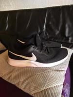 Nike "tanjun" Laufschuhe Nordrhein-Westfalen - Geldern Vorschau