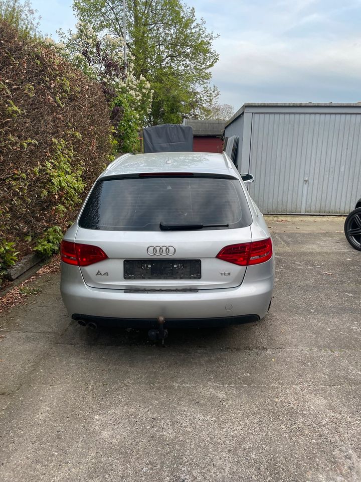 Audi A4 B8, TDI mit 143 PS in Weyhe