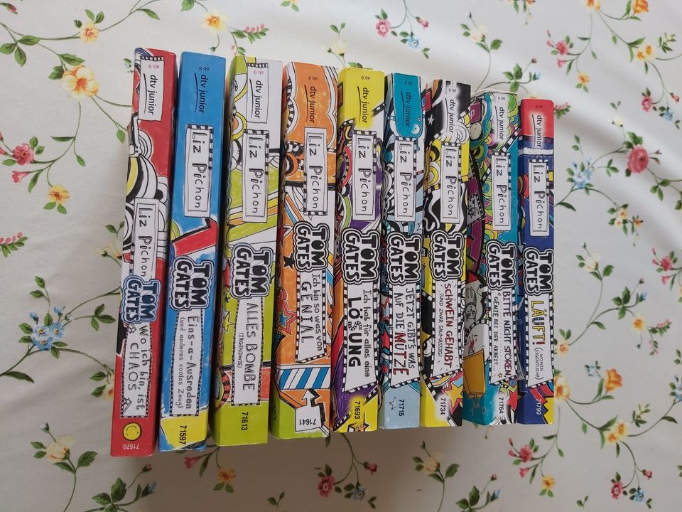 Tom Gates Bücher Bestseller 9x Kinder-Buch Sammlung Konvolut in Eschenbach