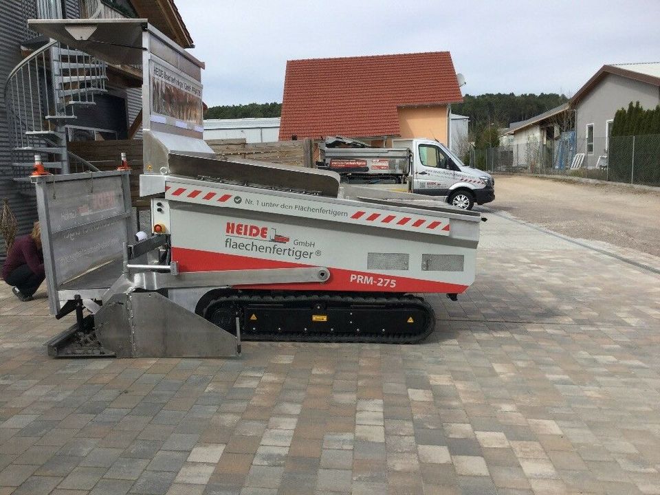 Flächenfertiger, Fertiger,Fahrwerk Gehwegfertiger in Roding