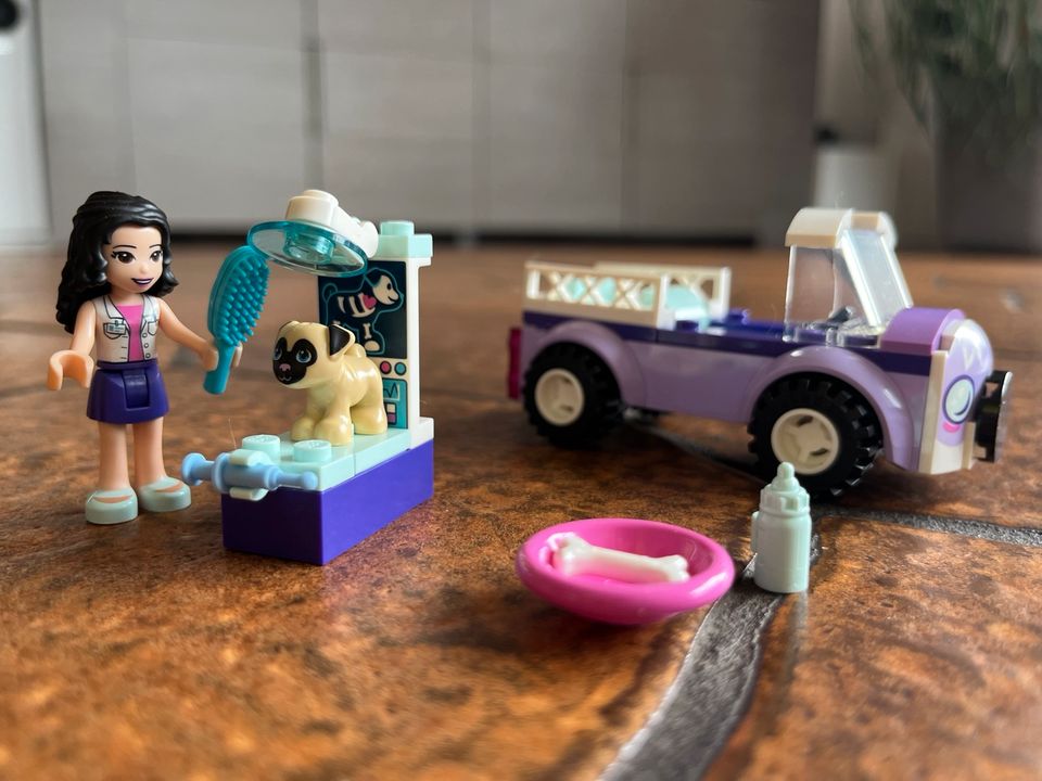 Lego Friends Emmas mobile Tierarztpraxis Ovp 41360 in Glashütten