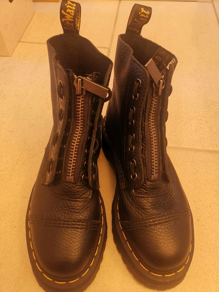 Dr. Martens Leder Boots schwarz / Stiefel 38 in Augsburg