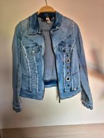 tredy jeansjacke jeans jacke hell neu gr 36-38 neu nieten Bayern - Windorf Vorschau
