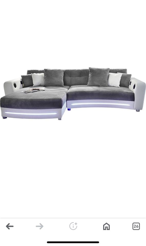 LED Sofa mit Bluetooth usw in Hildesheim