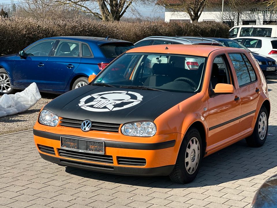 VW GOLF IV  1,4 mpi   4 türen in Holzheim