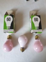 Glühbirnen SYLVANIA rosa 60 Watt - 4 Stück - und Kerzen weiß/rosa München - Thalk.Obersendl.-Forsten-Fürstenr.-Solln Vorschau