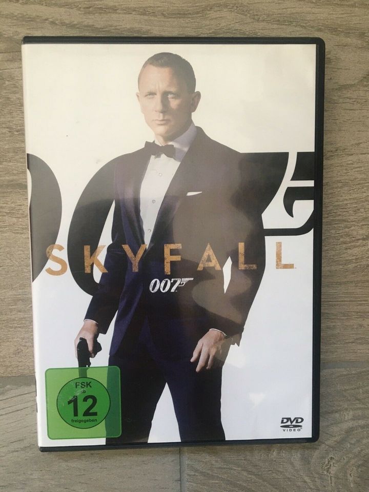 DVDs James Bond 007 - Casino Royale, Ein Quantum Trost, Skyfall in Jüchen