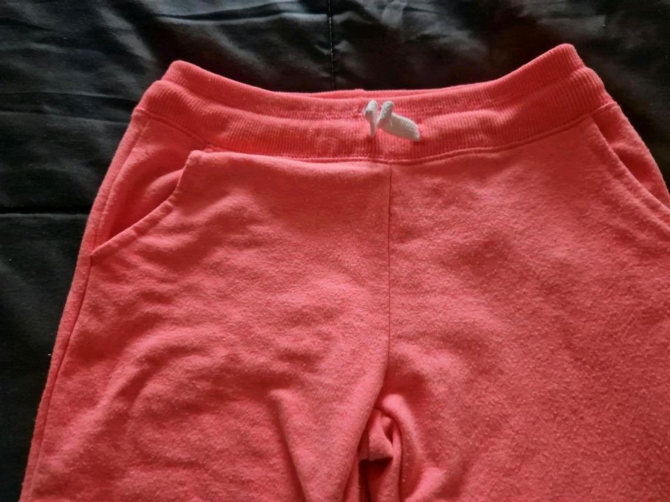 ZARA Jogginghose neonorange 128 7/8 J in Erlangen