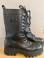 Tommy Hilfiger Schnürstiefel Stiefelletten  Gr. 40 Schwerin - Altstadt Vorschau