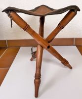 DREIBEIN Jagd Sitz Hocker Vintage alt Holz Leder antik Deko Niedersachsen - Wennigsen Vorschau