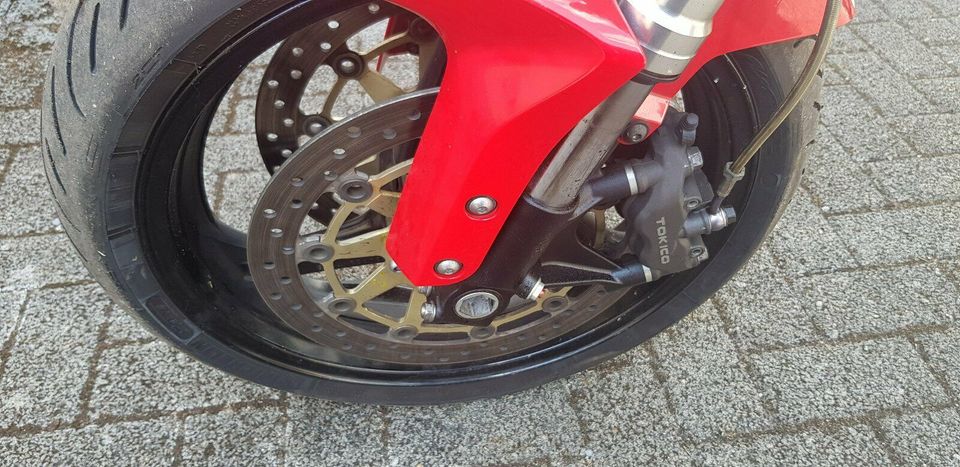 Honda CBR1000RR SC57 Gabel mit Brücken in Düren