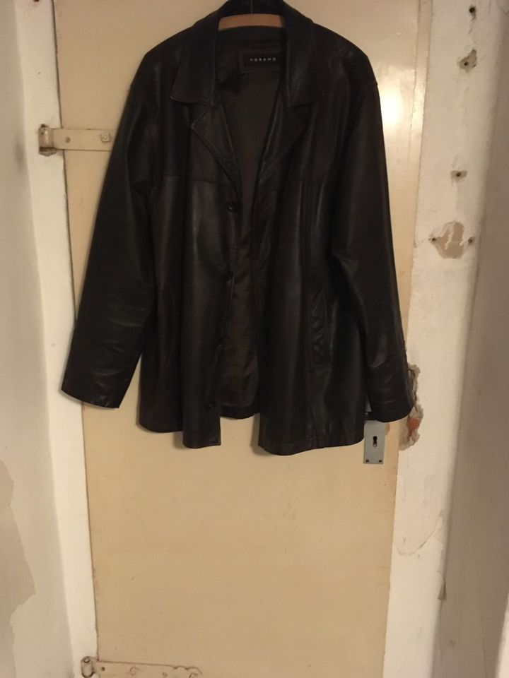 Lederjacke braun ca 54 XL in Lüneburg