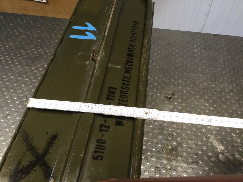 Bundeswehr Werkzeugkasten ca. 53x20x20 gebraucht in Weidenbach