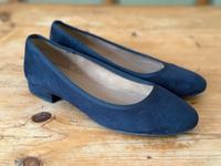Dunkel blaue Ballerinas, Gr. 38, *NEU* Berlin - Neukölln Vorschau