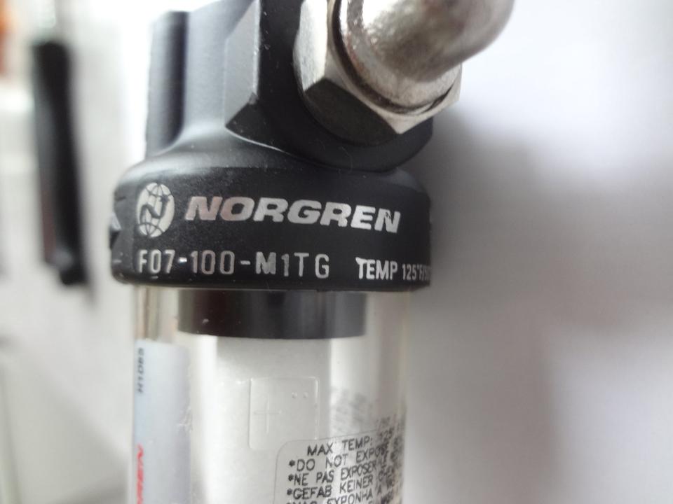 Mini Druckluftfilter F07-100-M1TG, Norgren, incl. Verschraubungen in Bad Elster