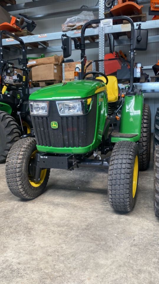 John Deere 3025 E mit 1,6l Yanmar Motor in Springe