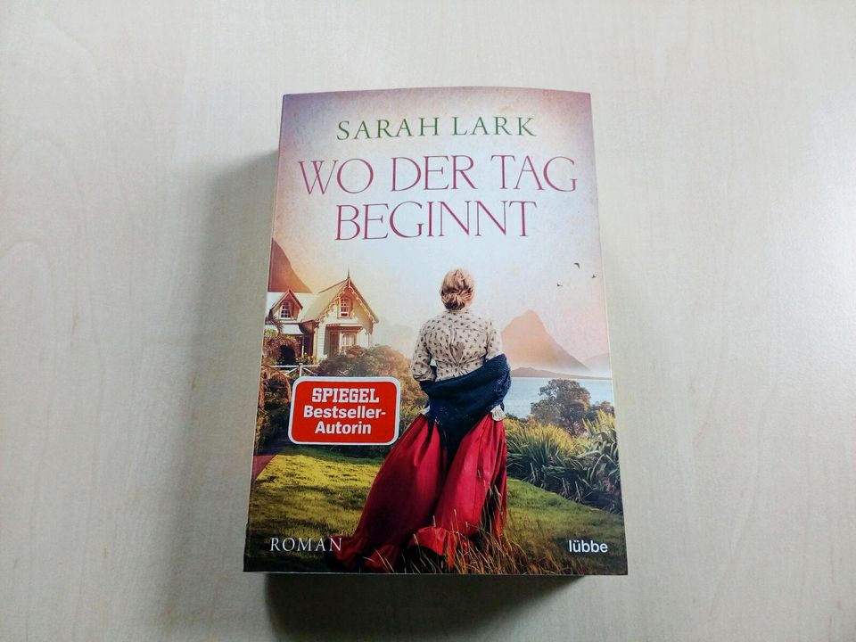 Buch: Wo der Tag beginnt von Sarah Lark, von 2021, Roman in Bremen