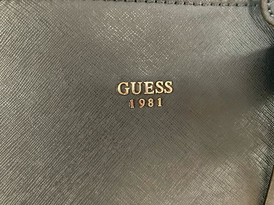 GUESS Designer Shopper, blau, große Damen-Umhängetasche in Paderborn