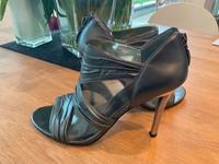 High Heels von GUESS in der Größe 40 Nordrhein-Westfalen - Ratingen Vorschau