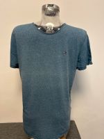 Tommy Hilfiger Shirt Gr. L Farbe blau oder rot Bayern - Strullendorf Vorschau