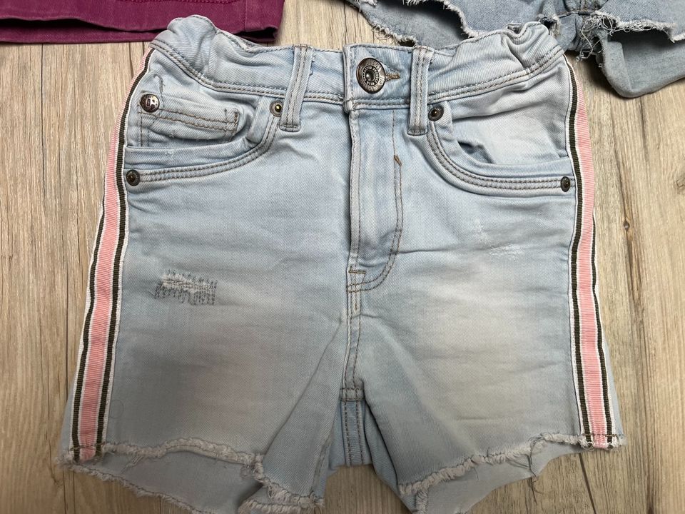 Kurze Mädchen Jeans, 140, 3er Paket, Marke: Garcia & Shein in Birkenau