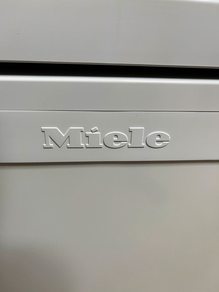 Miele Kühlschrank in Duisburg