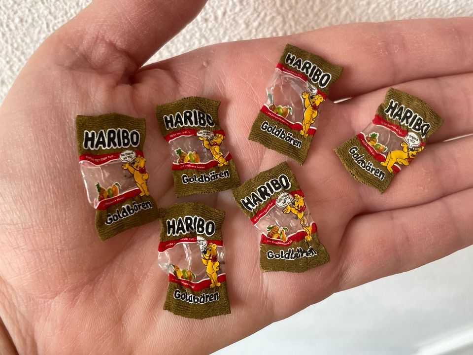 Miniatur Haribo Tüte Wichtel Zubehör Wichteltür Gummibärchen in Gernsheim 