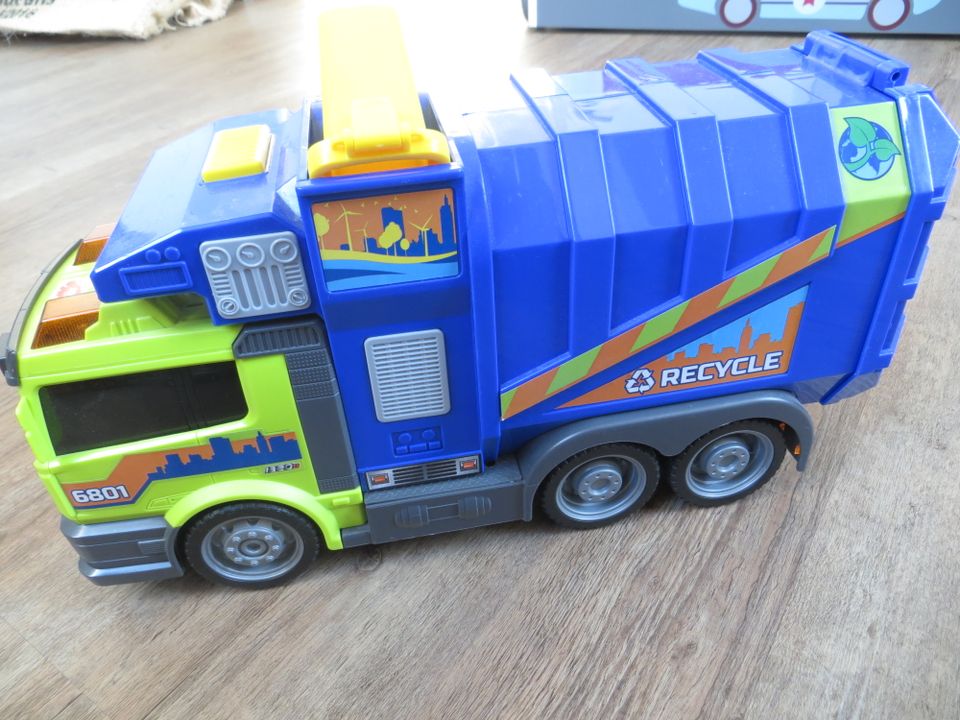 Müllabfuhr, Feuerwehr, Abschleppwagen, Polizei Dickie Toys in Waltrop