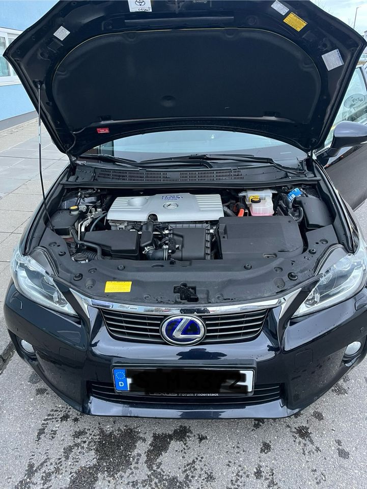 Lexus CT200h in Stuttgart