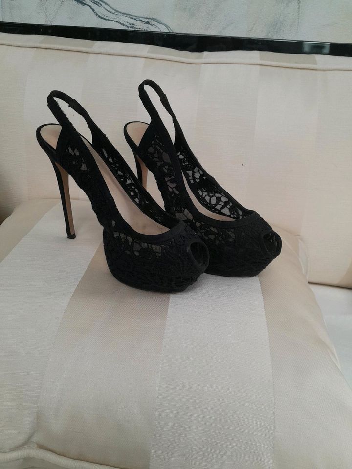 Zara women spring/ summer 12, High Heels Peeptoes  Slingback in Kösching