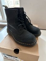 Klassiker von DOC Dr Martens Größe 37 in matt! Stiefel Schuhe Friedrichshain-Kreuzberg - Kreuzberg Vorschau