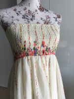 Kleid/Bandeaukleid cremeweiss mit Blumen, Größe 38 Rheinland-Pfalz - Bingen Vorschau