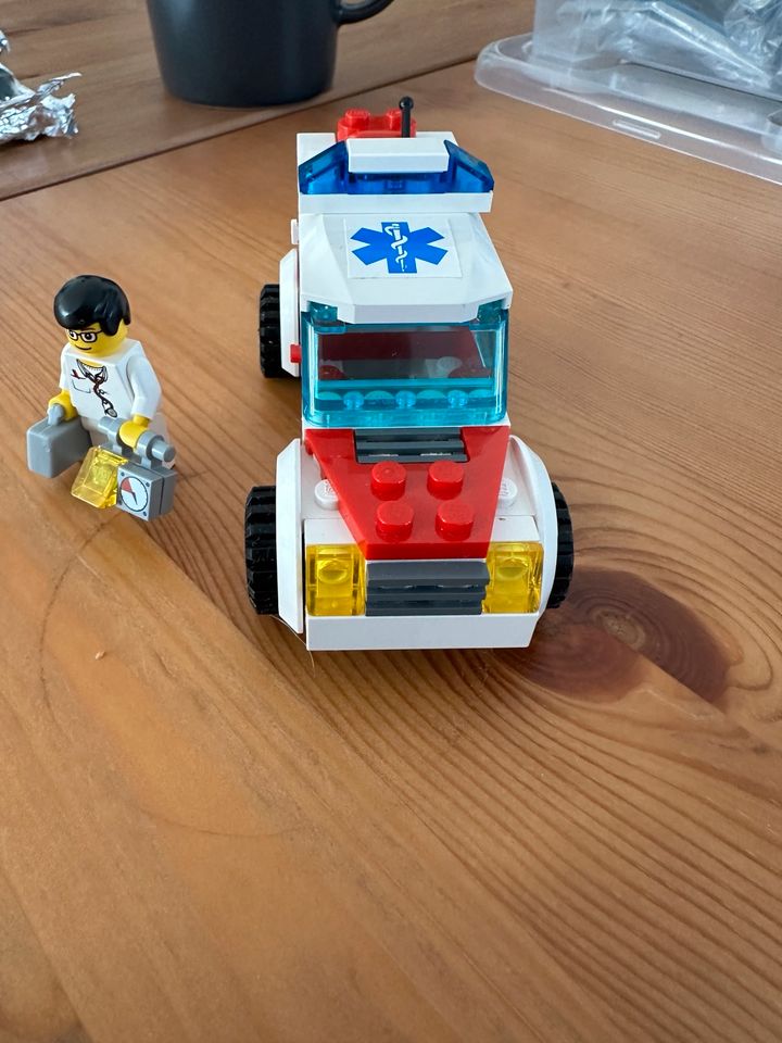 Lego 7902 Krankenwagen in Bad Honnef
