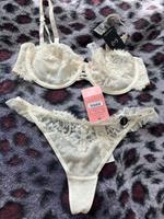BH Set Hunkemöller 80C + String M. Neu mit Etikett Altona - Hamburg Lurup Vorschau
