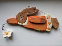 Ostern Wand-/Tür-Deko "Fliegende Häsin/Fliegender Hase mit Blume" Baden-Württemberg - Überlingen Vorschau