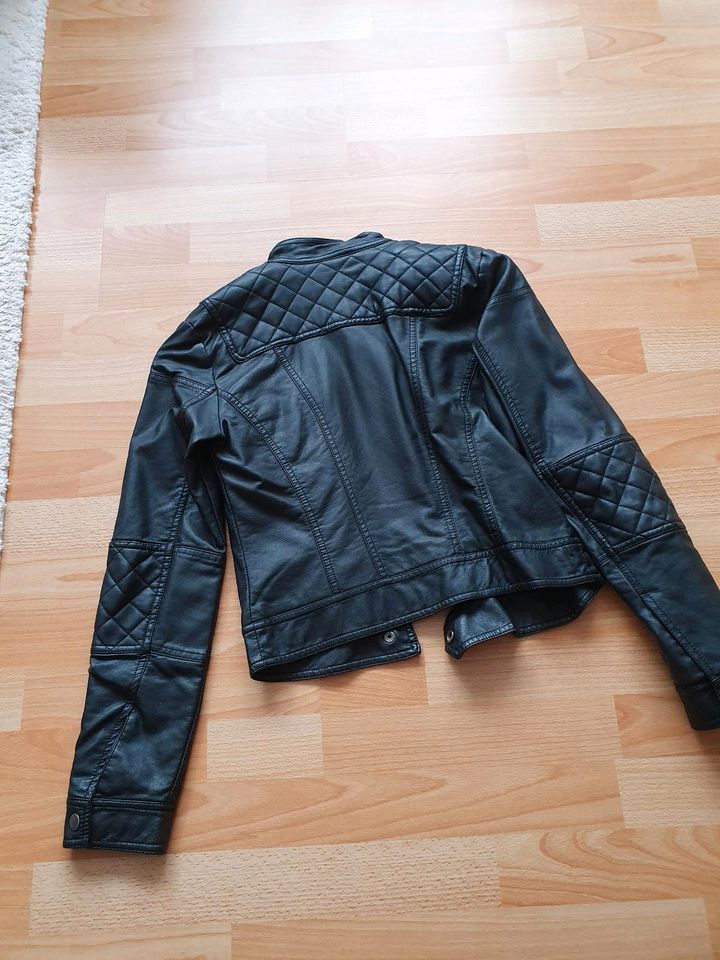 PepeJeans Jacke fürDamen, Lederimitat, XS, Neuwertig in Langenwetzendorf