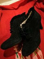 Unisa Ankle Pumps Velourleder schwarz Schnürung neuwertig Gr. 39 Köln - Köln Dellbrück Vorschau