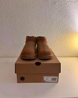 UGG Ultra Mini Logo Print limitiert Niedersachsen - Neu Wulmstorf Vorschau