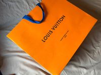 original Louis Vuitton Tüte Karton Geschenkverpackung Papiertüte Berlin - Mitte Vorschau