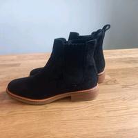 Chelsea Boots Clarks Stiefeletten 37 1/2 Niedersachsen - Cremlingen Vorschau