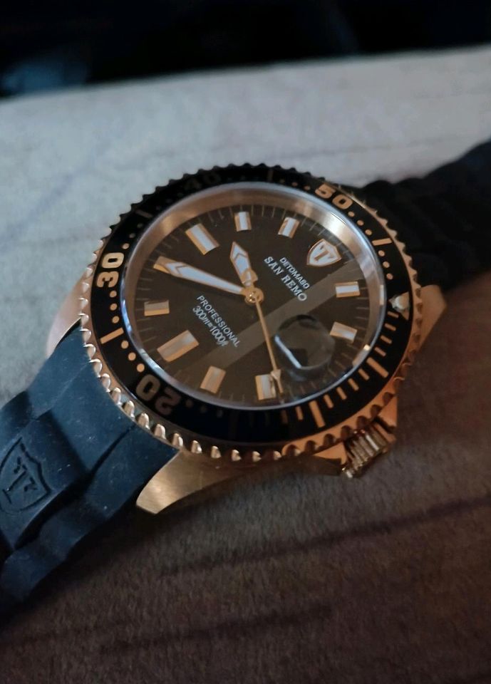 DETOMASO San Remo Automatic Herren Diver Top Zustand in Königsbach-Stein 