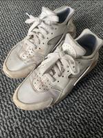 Nike Gr.38.5 Hessen - Büttelborn Vorschau