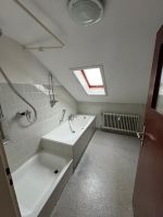 Zu Vermieten: DG Wohnung 3 Zimmer ca. 80qm in Neckartenzlingen Baden-Württemberg - Hechingen Vorschau