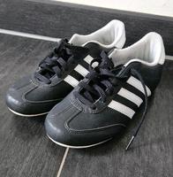 Adidas Sneaker Gr.  36, UK 4, schwarz, neu Berlin - Mahlsdorf Vorschau