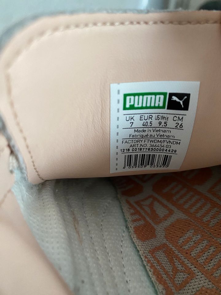 Damen schuhe von Puma Gr.40.5 in Arnsberg