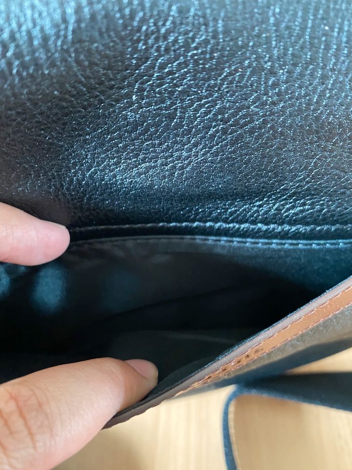 NEU Fossil Aktentasche Laptoptasche Handtasche Schwarz aus Leder in Dortmund