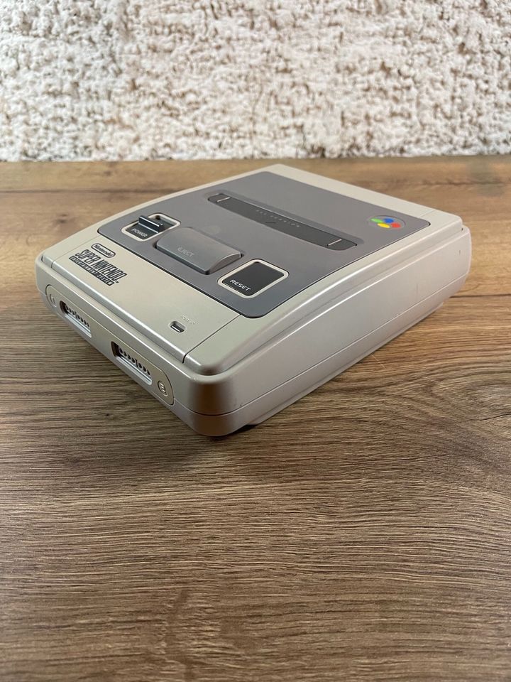 Super Nintendo SNES - Ersatzkonsole in Bergweiler